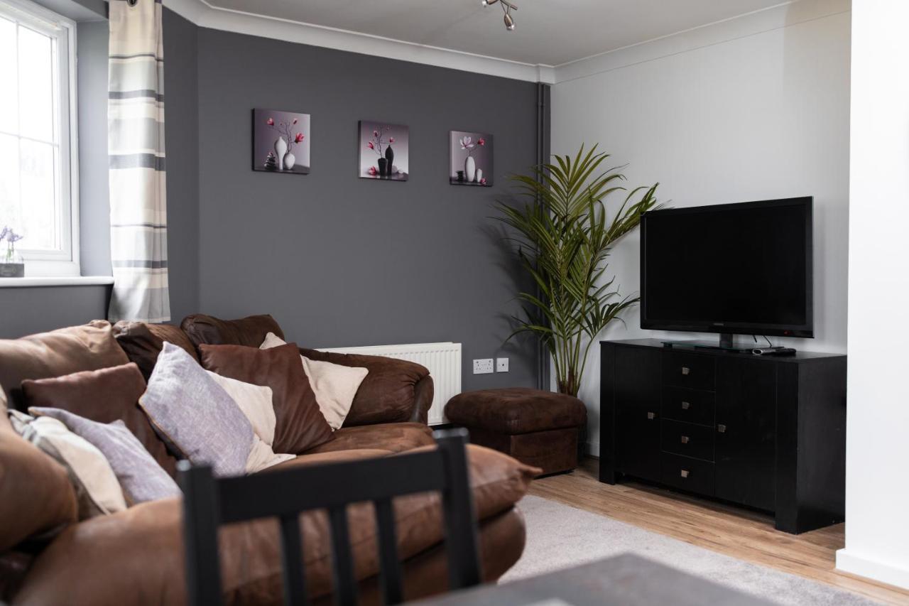 Charming 2Br Ground Floor Flat In Sholing, 11 Mins From City Centre - Recently Set Up With Love Southampton Extérieur photo